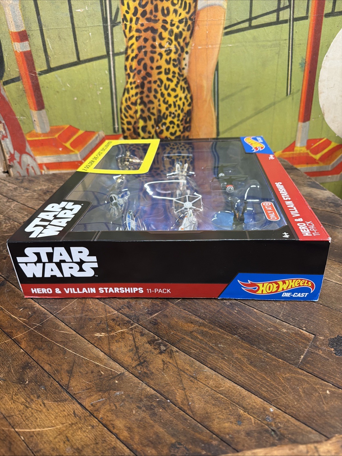 HOT WHEELS DIECAST DISNEY STAR WARS HERO & VILLAIN STARSHIPS 11 PACK FIGURE RARE