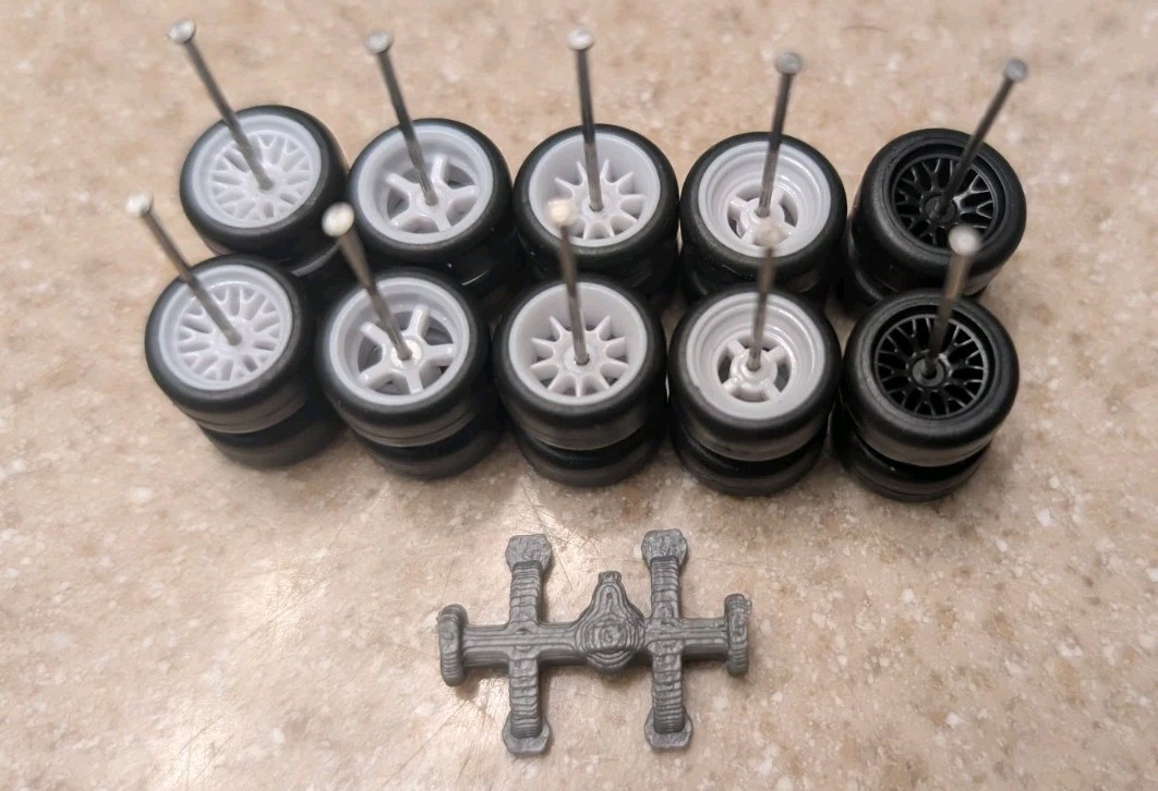 5 Hot custom swap sets Real Riders Wheels White Rims Rubber Tire 1/64 JDM 10.8