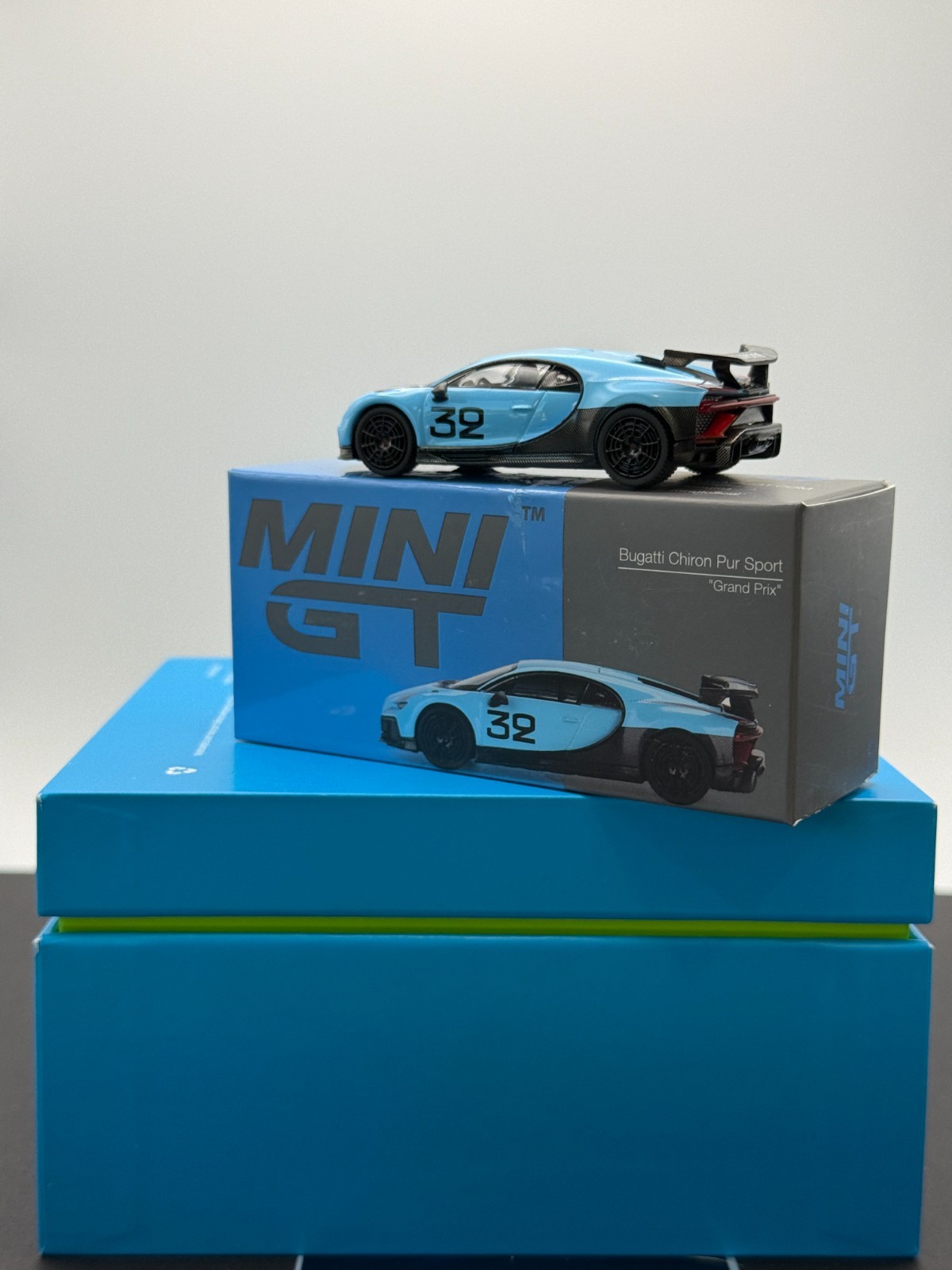 Mini GT Bugatti Chiron Pur Sport 487