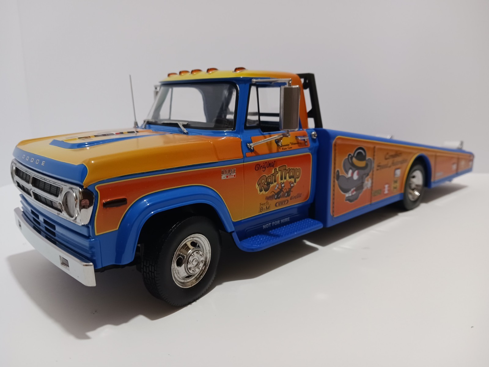 1:18 “RAT TRAP” 1970 DODGE D-300, VINTAGE RAMP, TRUCK DRAG RACE HAULER by ACME