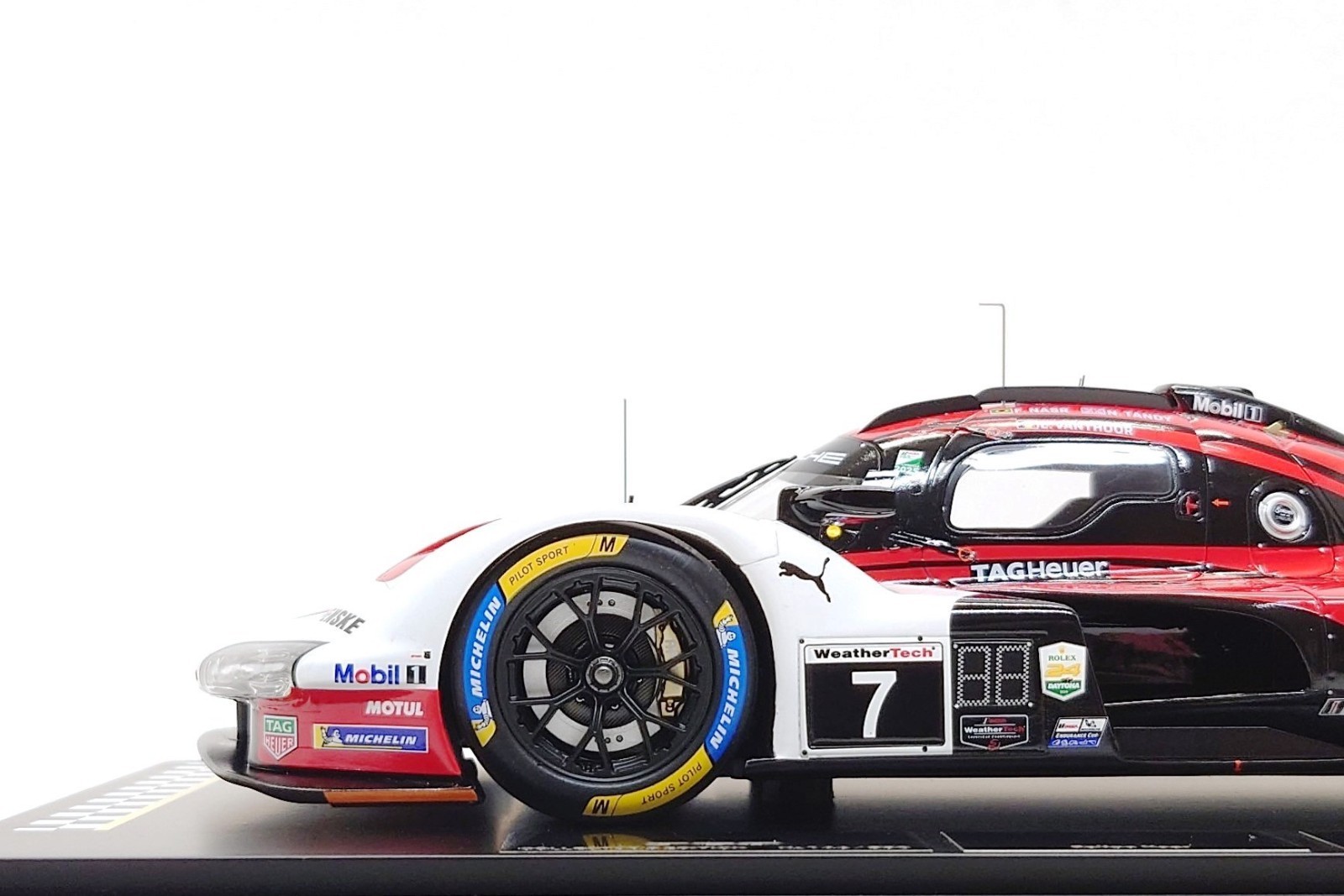 Spark 1:18 Porsche 963 #7 Penske – Winner 24h Daytona 2025 (Dealer Edition)