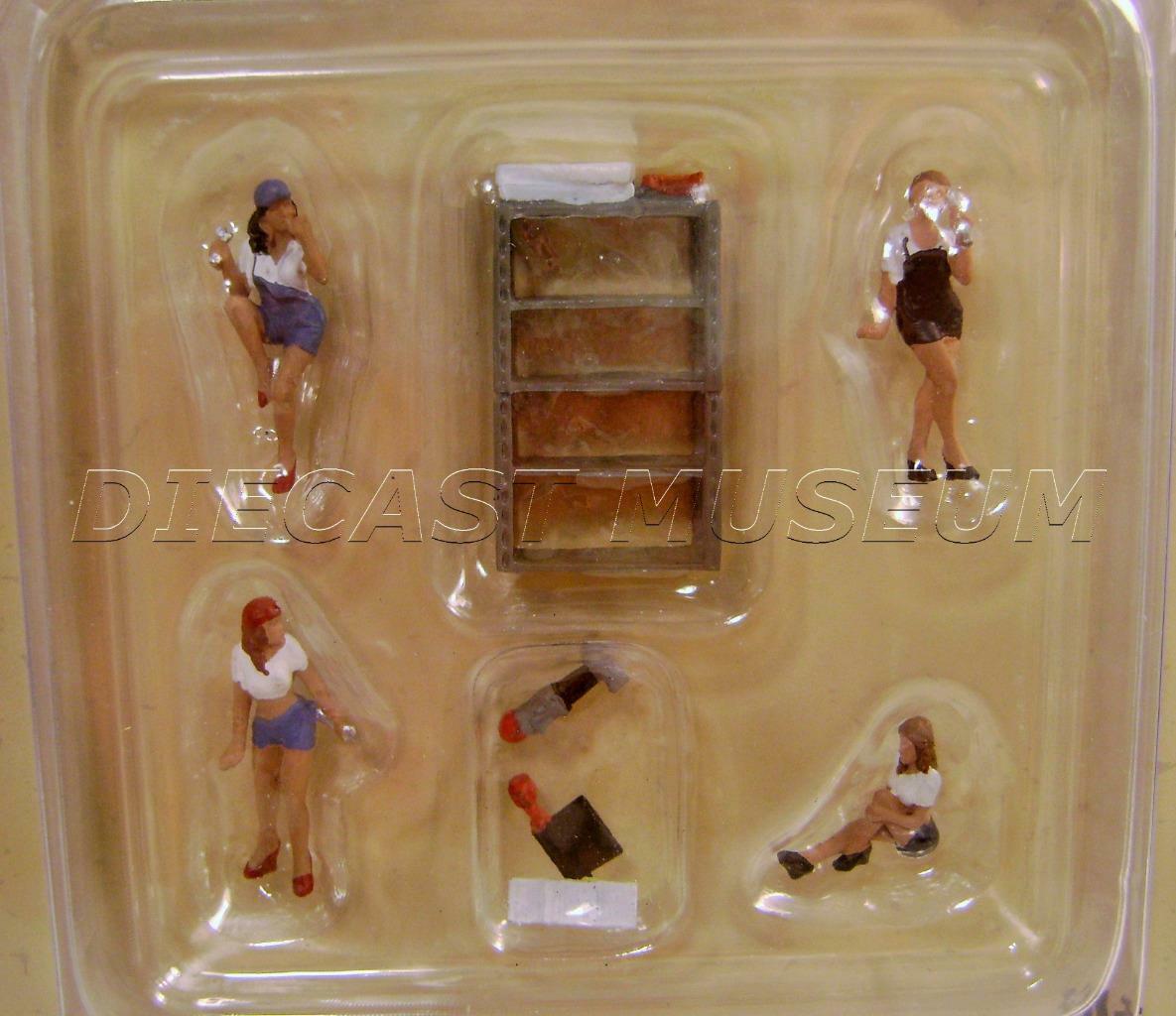 LADY MECHANIC FIGURES SET DIE CAST METAL 1:64 SCALE AMERICAN DIORAMA MIJO 2022