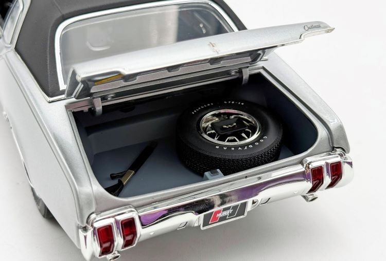 1970 OLDSMOBILE CUTLASS SX HURST EDITION TOM’S GARAGE 1:18 GMP ACME A1805630TG