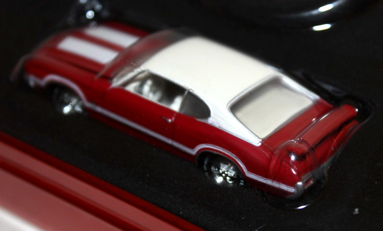 2005 – 1:64 Scale -Johnny Lightning Collector Club – 1971 Olds 442 W-30 – In Tin