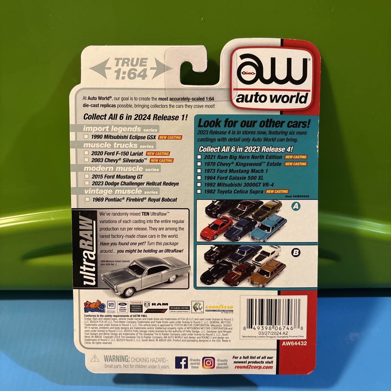 Auto World 2015 Ford Mustang GT Petty Garage *Black and Petty Blue*