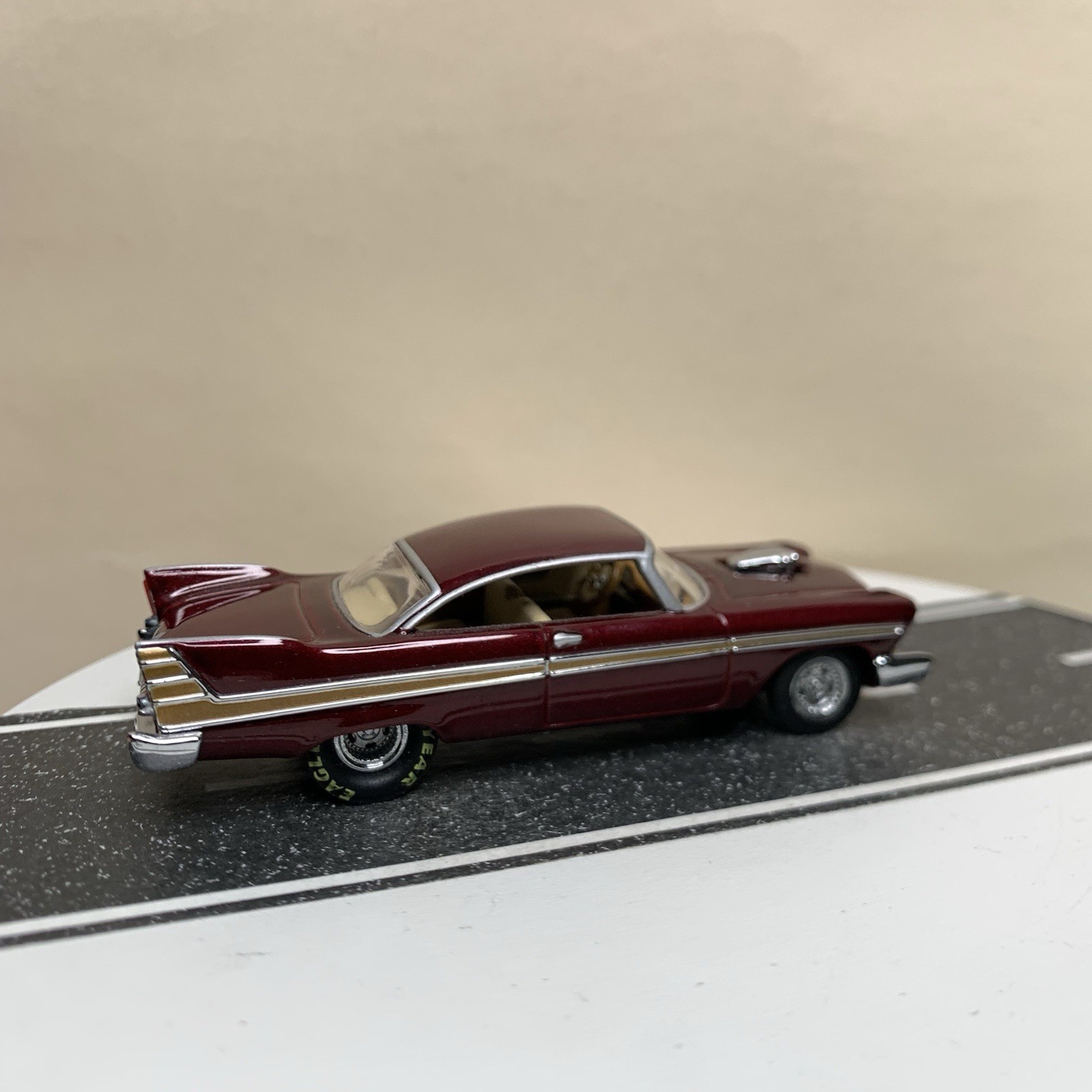 Hot Wheels 100% Collectibles 1957 Plymouth Fury Dragster Dark Red/Gold 1:64 NM