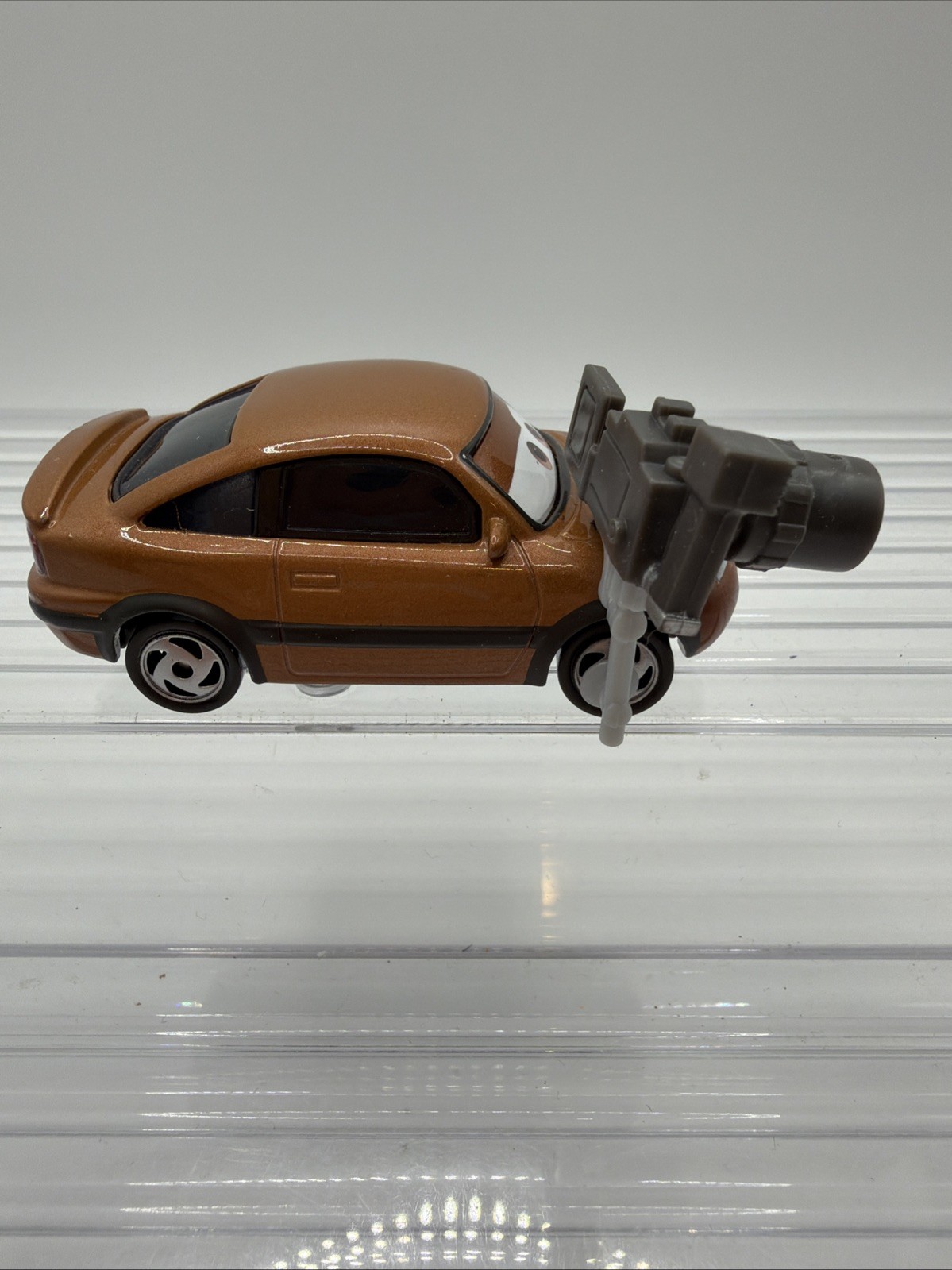 Mattel Disney Pixar Cars Diecast Cora Copper Reporter Camera 1:55