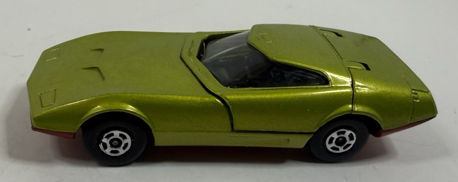 Lesney Matchbox 1970 Superfast Dodge Challenger MKIII 1:64 Diecast NM/Mint