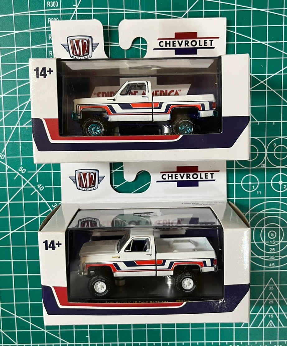 M2 Machines CHASE & REGULAR 1976 Chevy K-10 Spirit of 76 4×4 Truck 1:64 diecast
