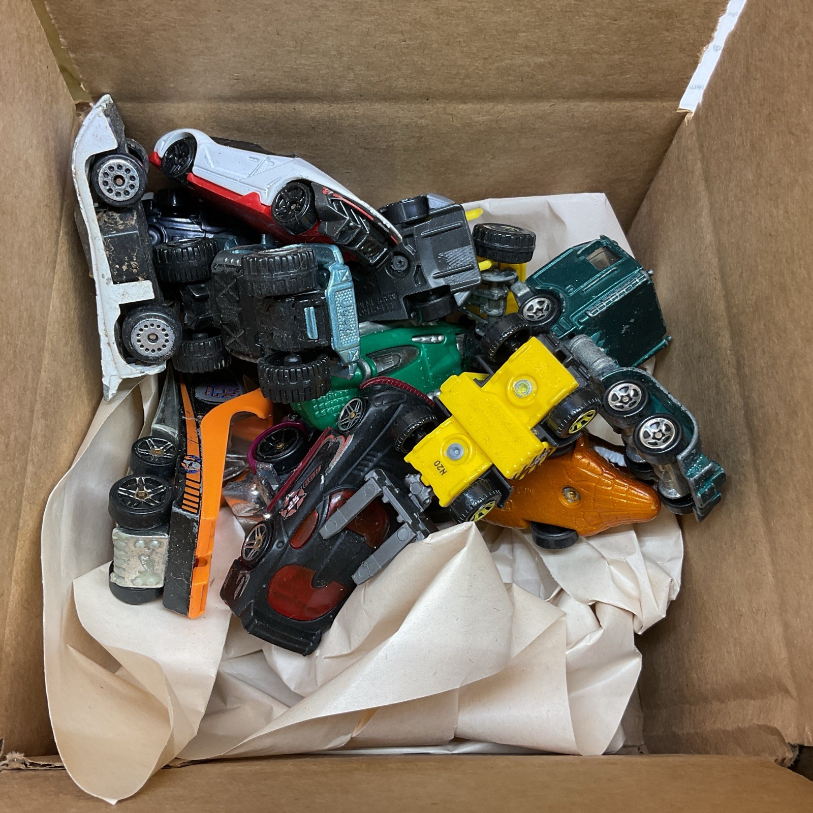HOT WHEELS, MATCHBOX MYSTERY BOX 1 Ib. Box, Mixed Lot Approximately 12-15 Cars