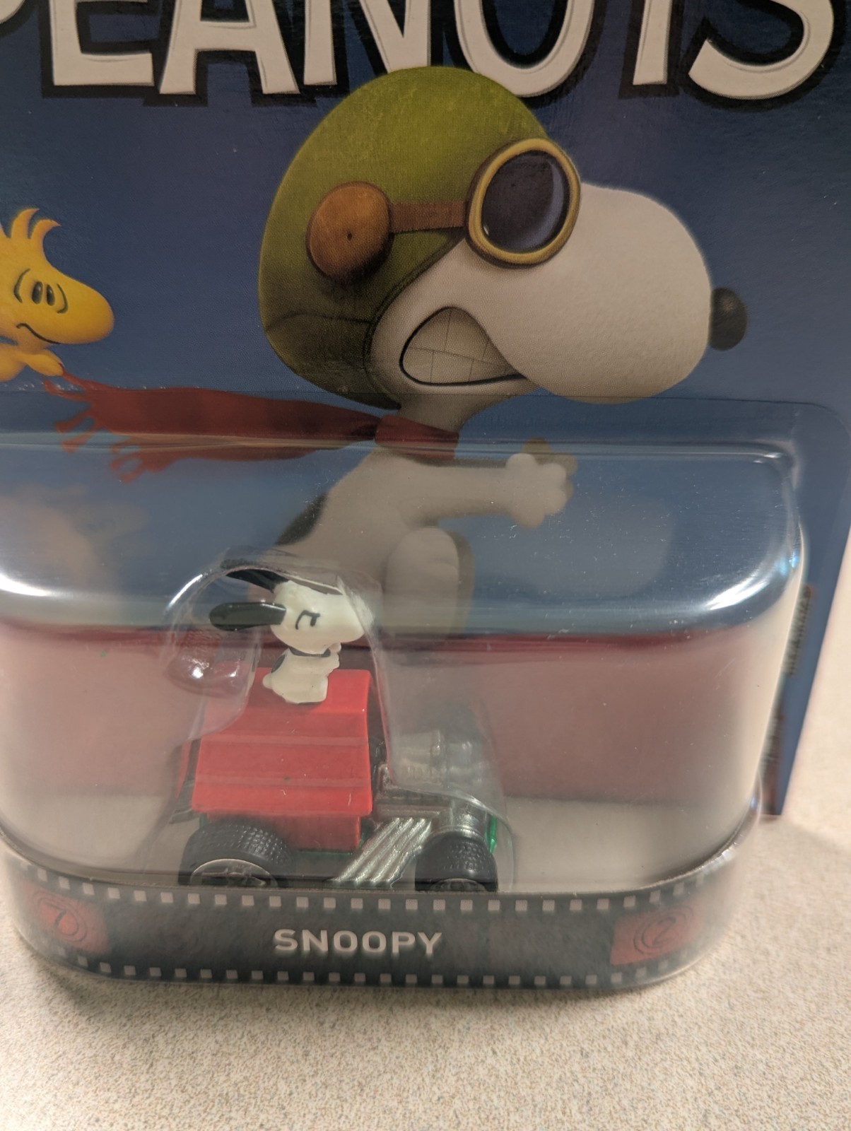 HOT WHEELS 1:64 PEANUTS REAL RIDERS SNOOPY