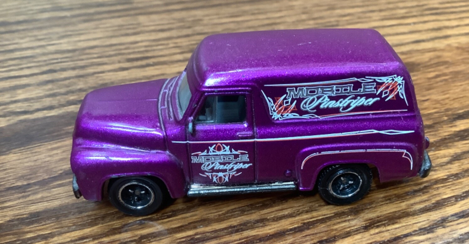 Matchbox 1955 Ford F-100 Panel Delivery Truck – Mobile Pinstriper (Loose) 2007