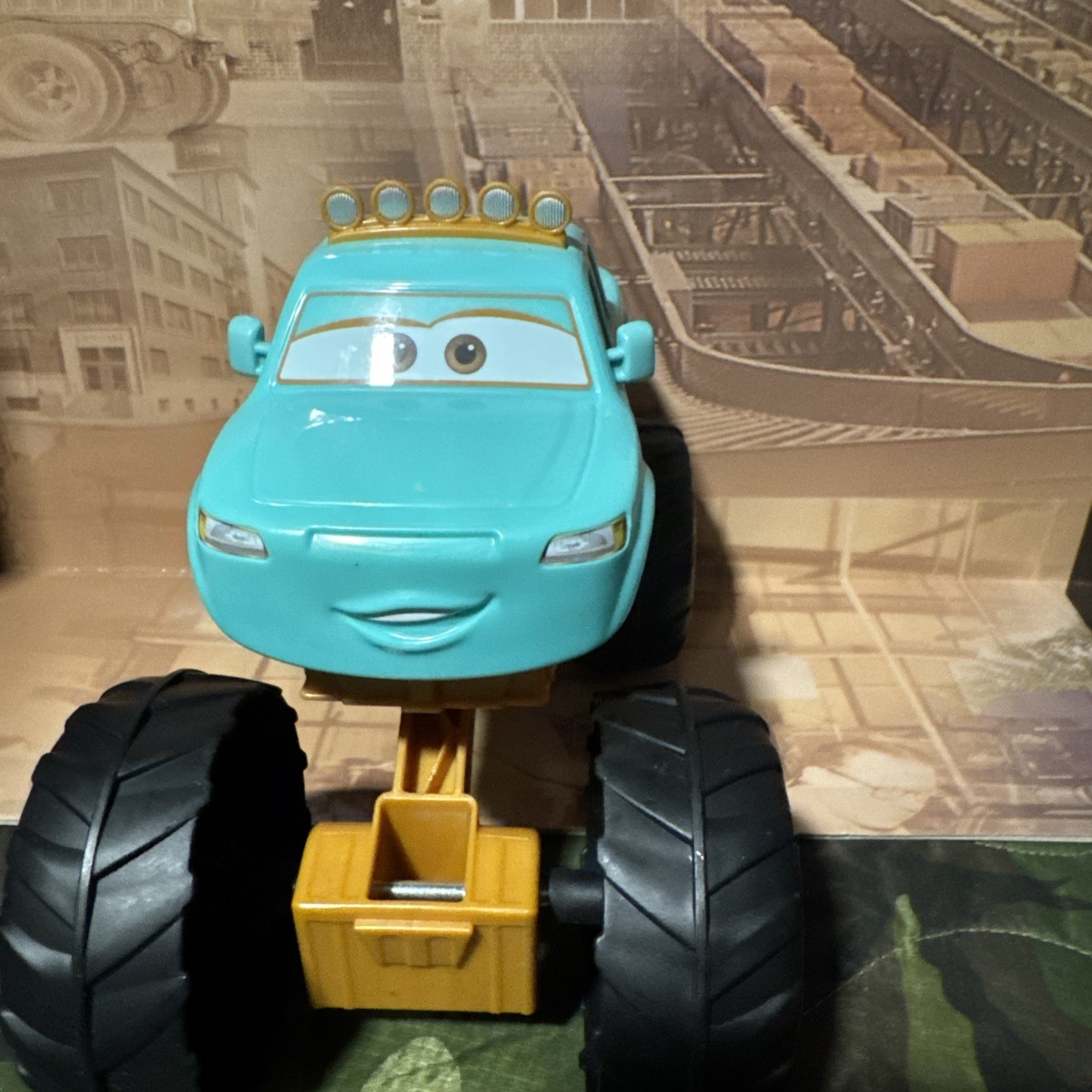 Disney Pixar Cars Ivy Monster Truck Mattel Road Trip Ivy