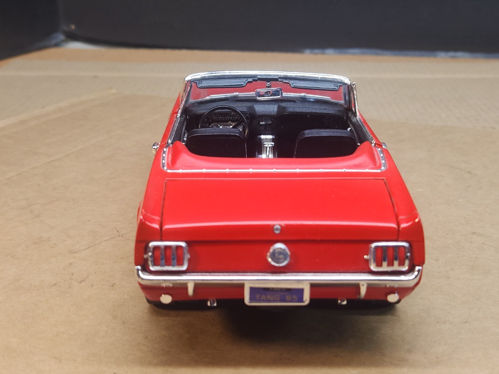 Mira 1965 Ford Mustang Convertible 1:18 Golden Line Collection Diecast Metal