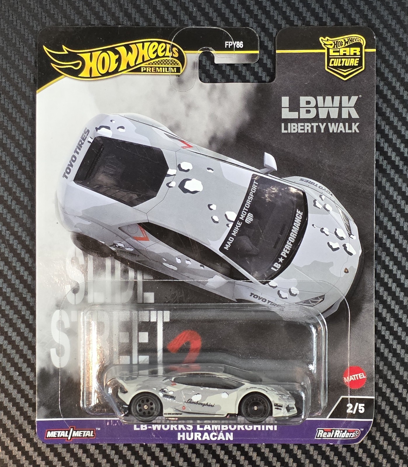 Hot Wheels Premium Car Culture Liberty Walk LB-Works Lamborghini Huracan 2/5