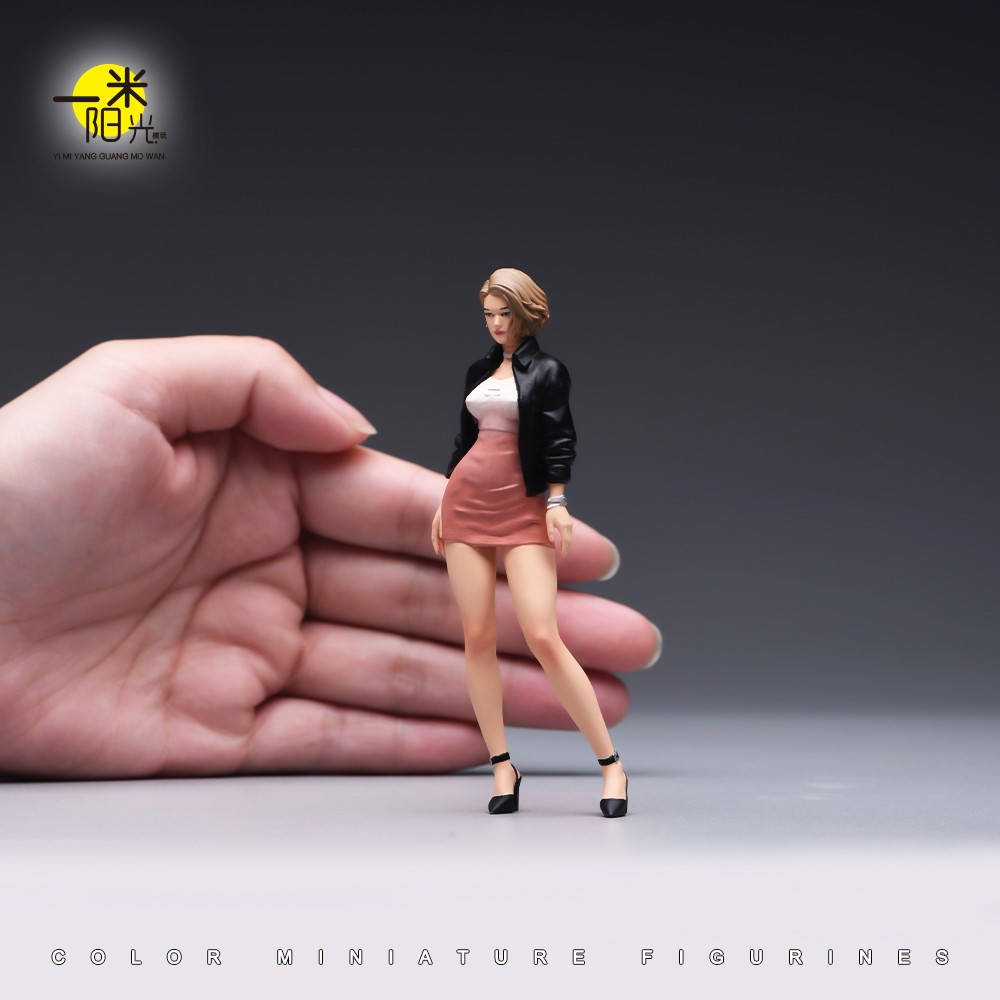 1/18 Sexy Mini skirt Dress Female Girl Scene Miniature Figure Doll Model Gift