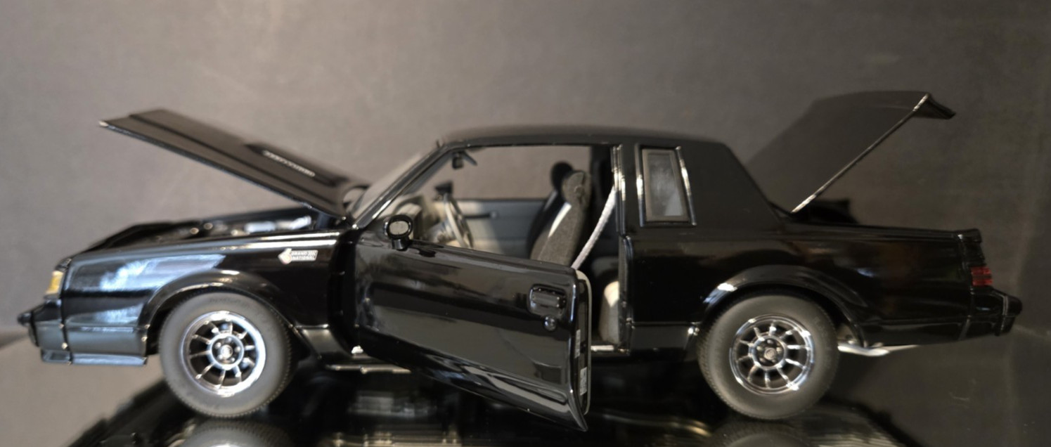 GMP, 1985 Buick Grand National, Black, 1:24 Diecast