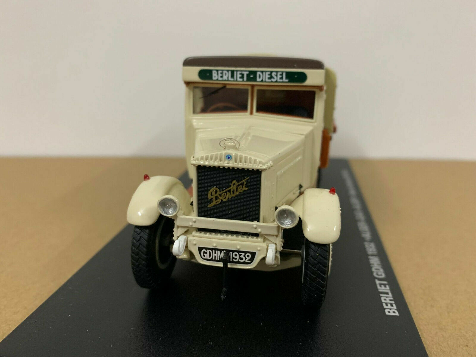 Perfex 907 – Berliet Gdhm 1932 Algiers Gao Algiers 1/43 Scale Resin Model Car