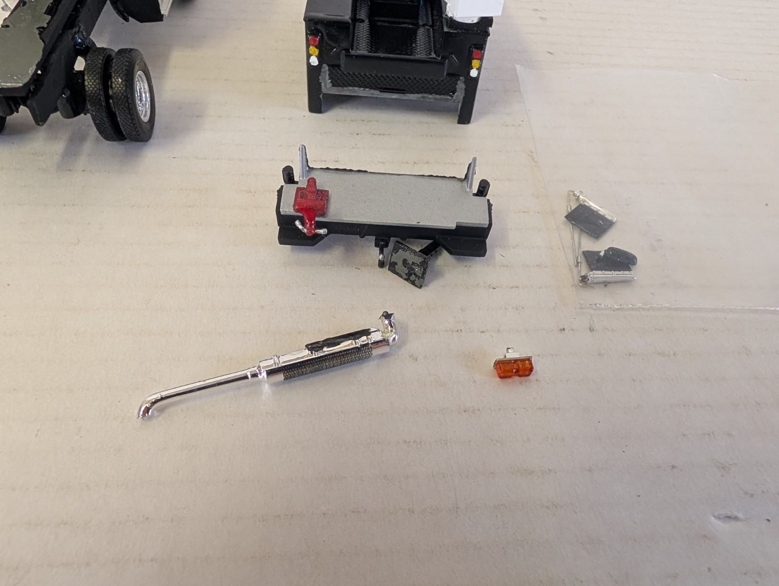 1:53 Scale Mack Service Truck Project – Unassembled Utility Body