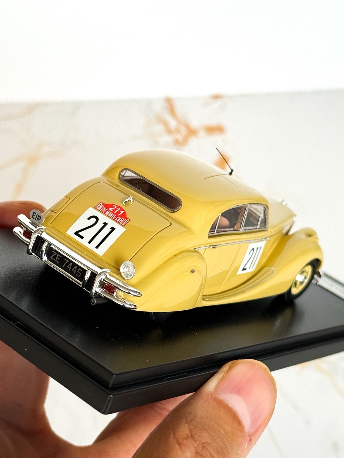 Matrix 1:43 Jaguar MK V #211 1951 Monte Carlo Rally 3rd Resin Model MXR41001-041