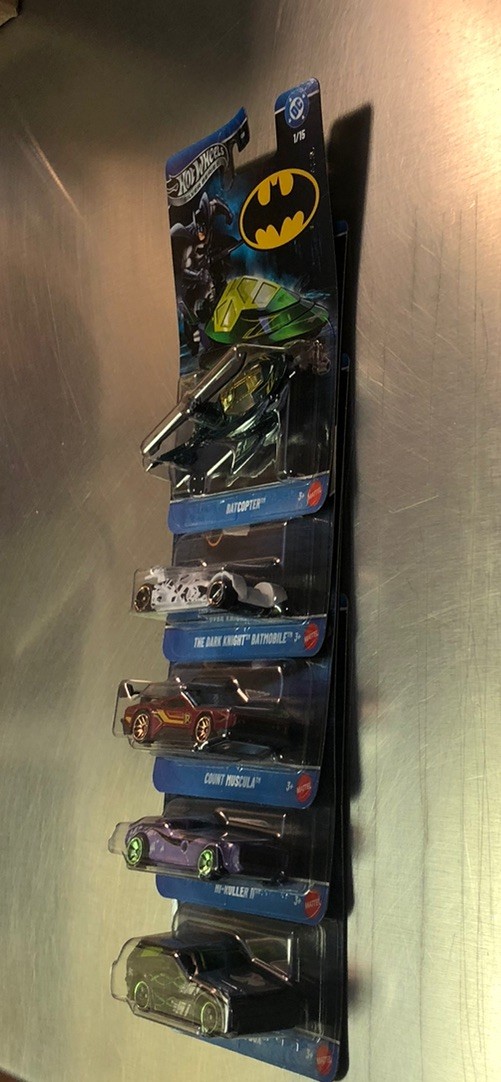 HOT WHEELS NEW BATMAN DC SILVER SERIES ( SET OF 5 ) HDG89-956S CASE BATCOPTER
