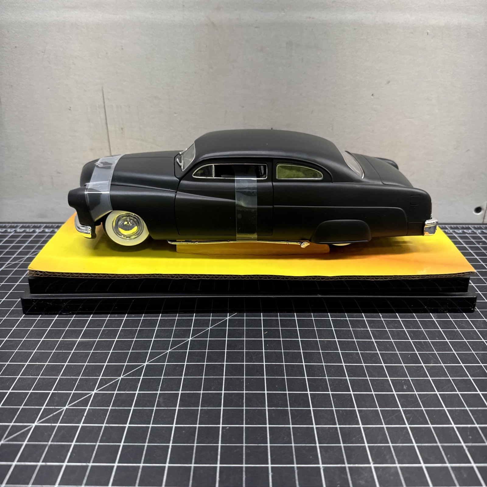 1/18 Diecast 1951 Chopped Mercury, Matt Black, American Muscle (2000) No BOX D3