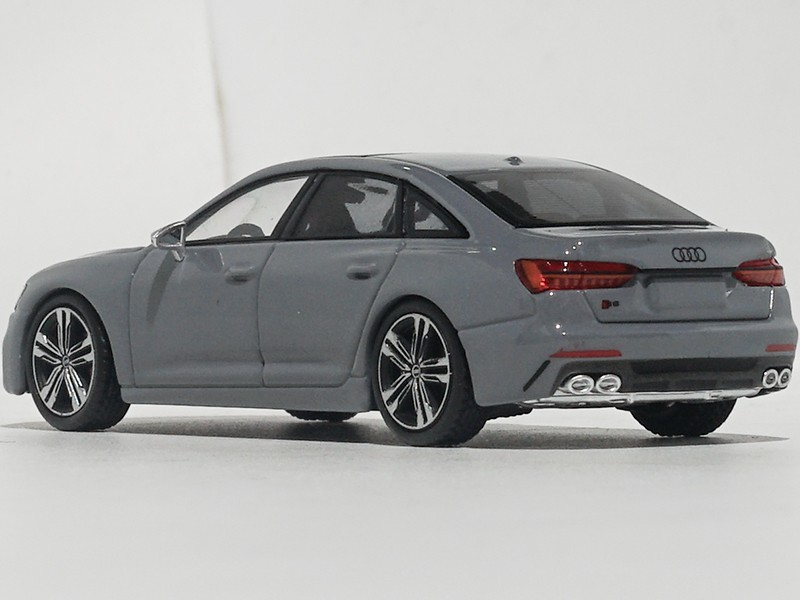 1:64 Masdi 2024 Audi S6 Nardo Grey‌