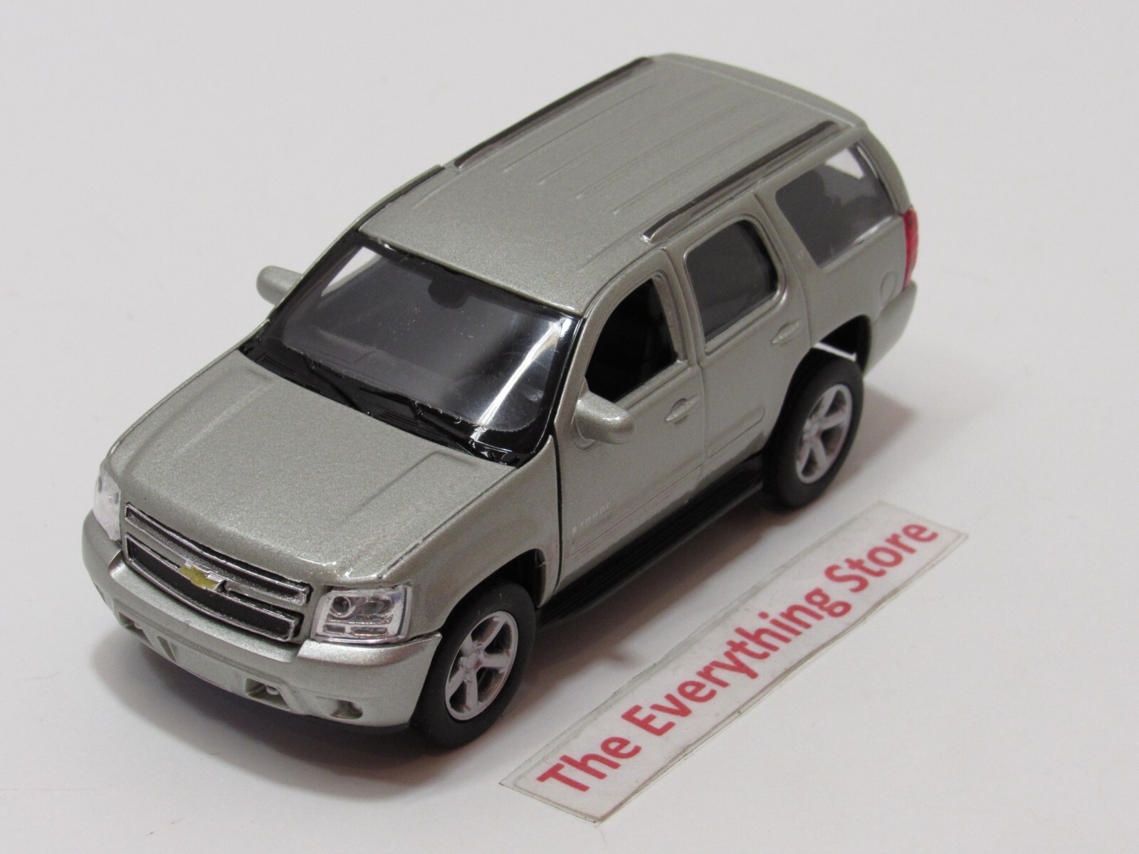 WELLY 2008 CHEVY TAHOE LT LIGHT GOLD 4.5″ LONG FREE SHIP