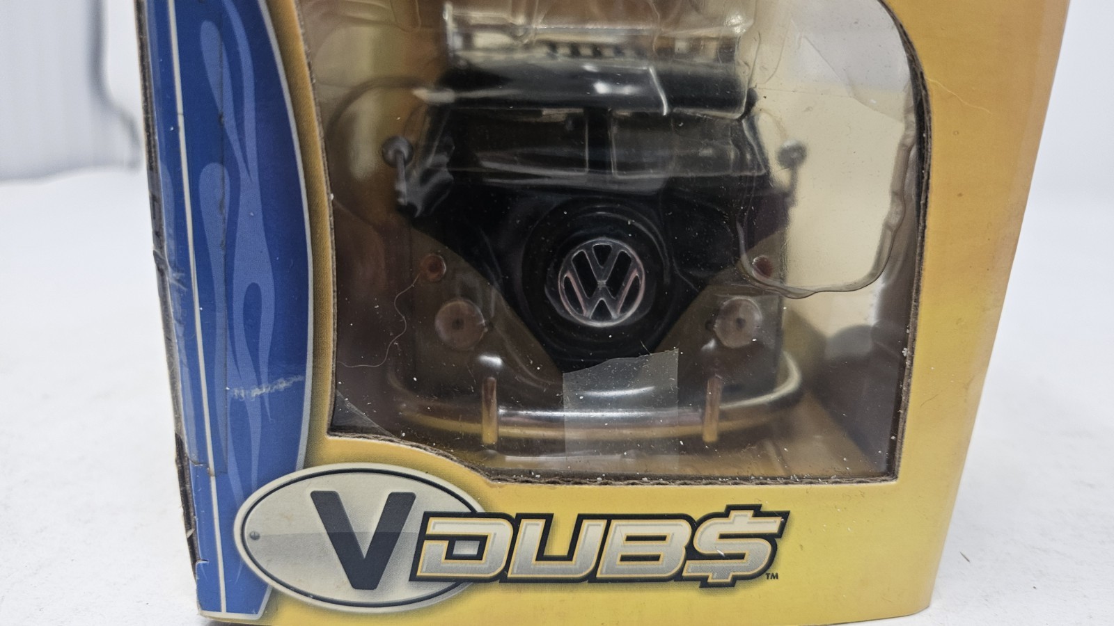 Jada Toys VDUBS Volkswagen Bus Pickup 1963 1:24 Diecast Black Tan – Box Damage