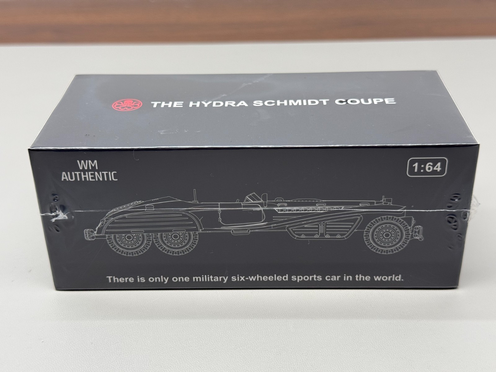 WM 1:64 Metallic Red Hydra Schmidt Coupe V16 Sport Model Diecast Car