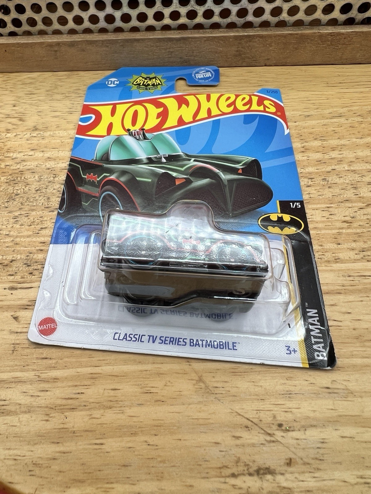 2021 HOT WHEELS BATMAN CLASSIC TV SERIES BATMOBILE Tuned 🛞🛞
