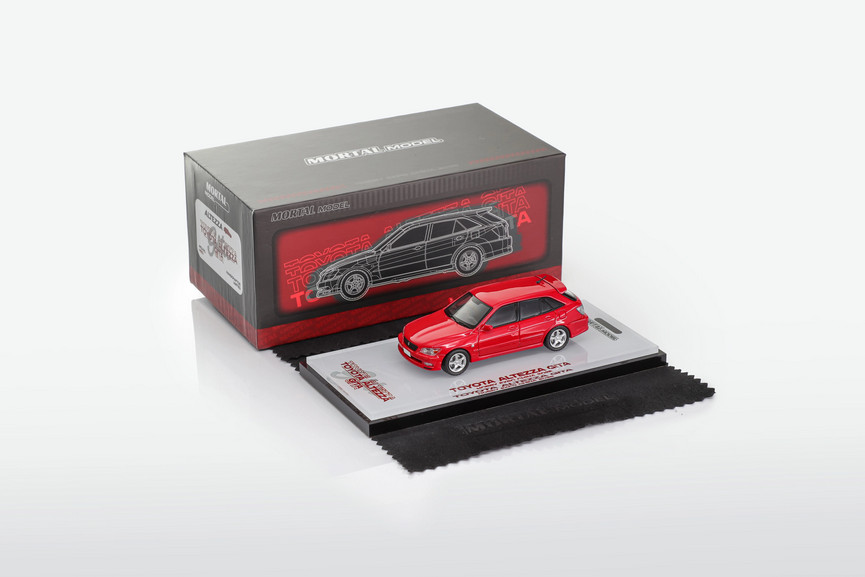 Mortal 1:64 Toyota ALTEZZA IS200 biting shark alloy car model ornaments