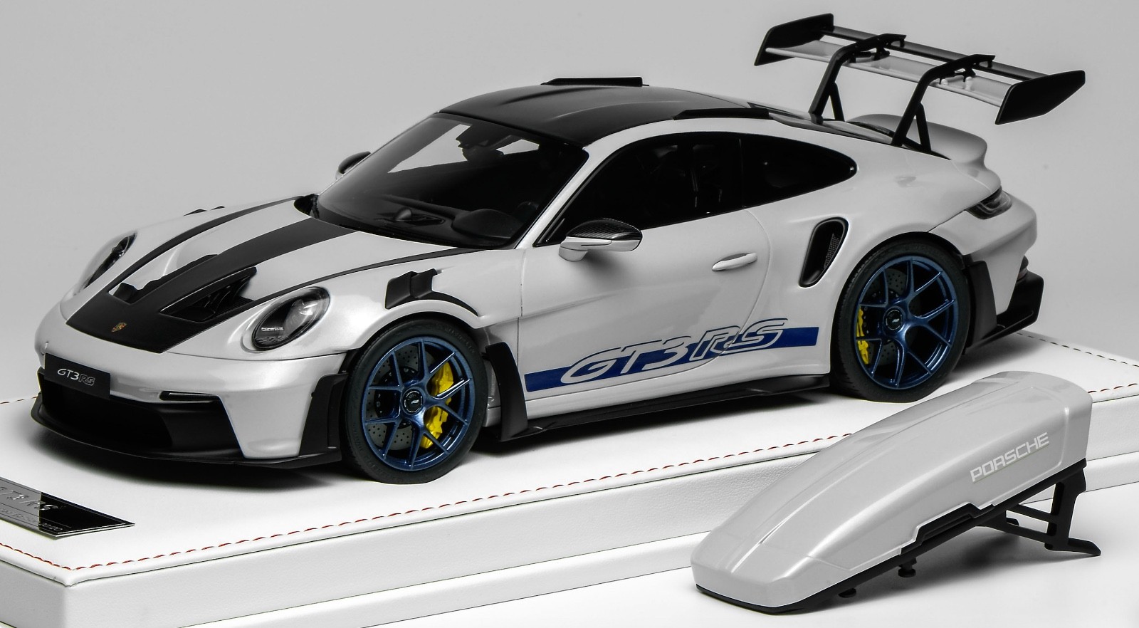 1/18 Ivy Porsche 911 GT3 RS with Luggage Rack Gray ,Blue Wheels AB633 LAST ONE