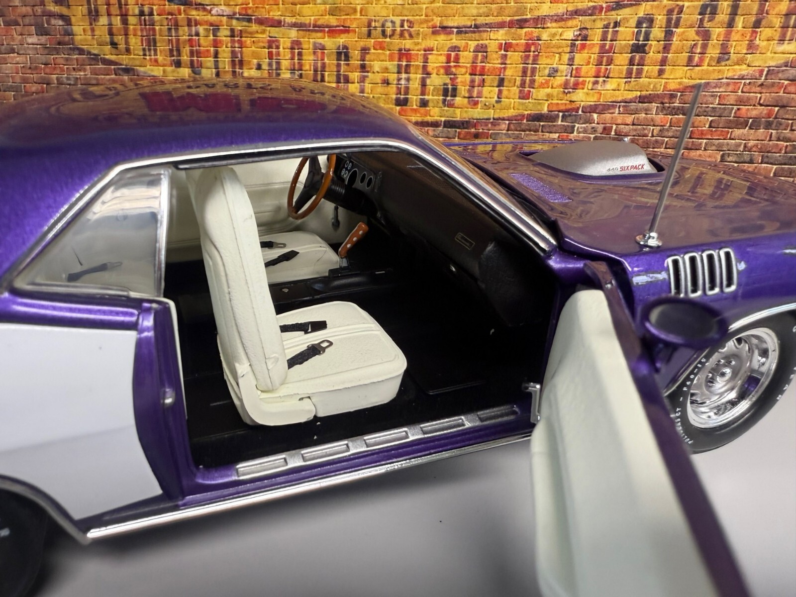 1/18 scale, YCID #40, 1971 CUDA, 440/6 pack shaker hood, 1 of 199, PLEASE READ