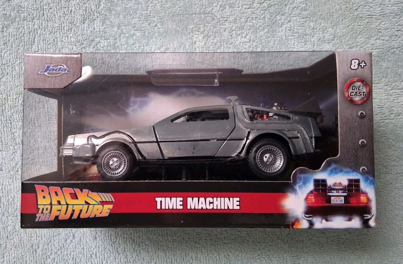 Jada Toys Back to the Future Time Machine 1:24 Die-Cast Vehicle NEW IN BOX!
