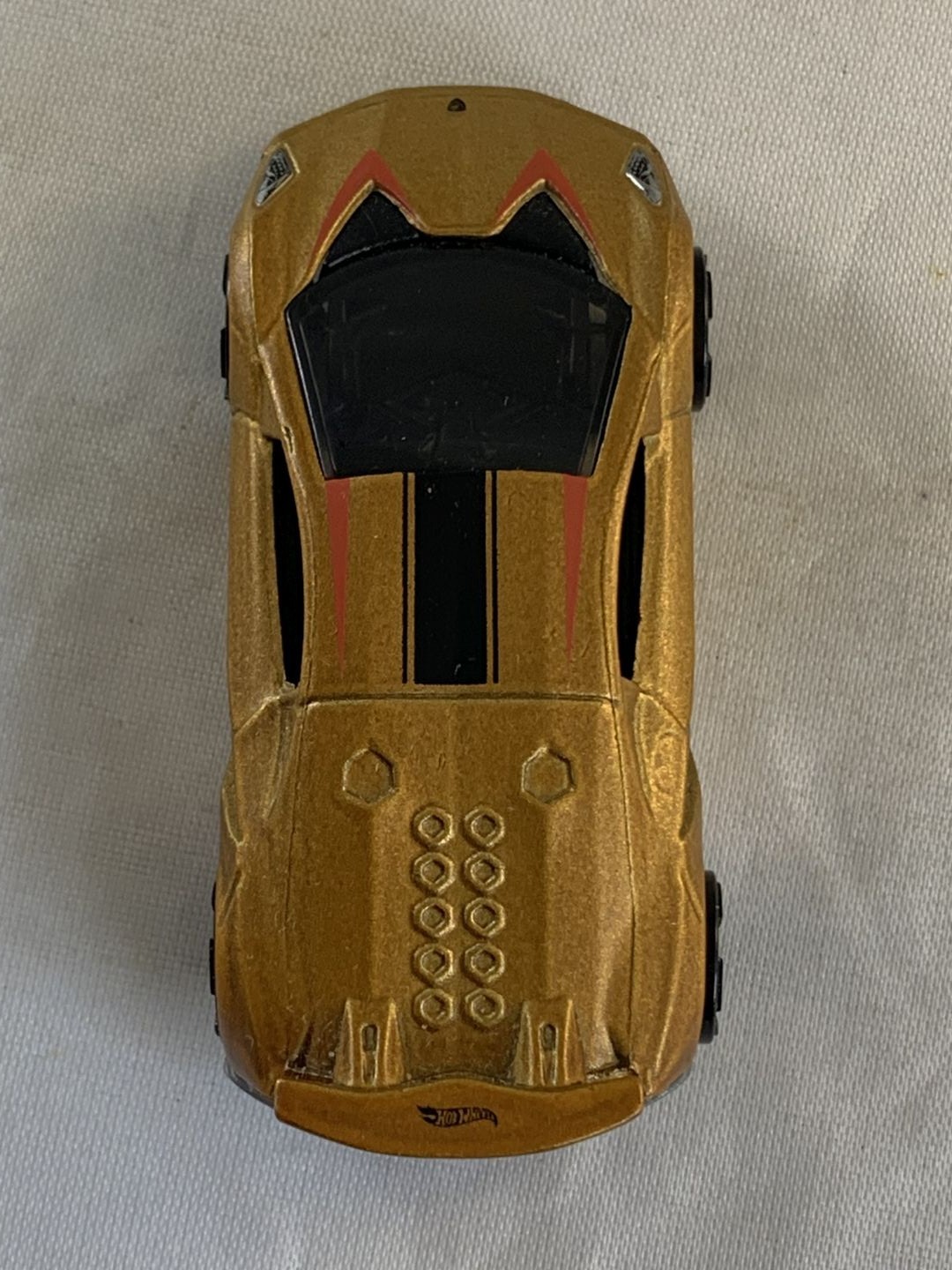 Hot Wheels Lamborghini Sesto Elemento 2018 HW Exotics Gold TRAP5s