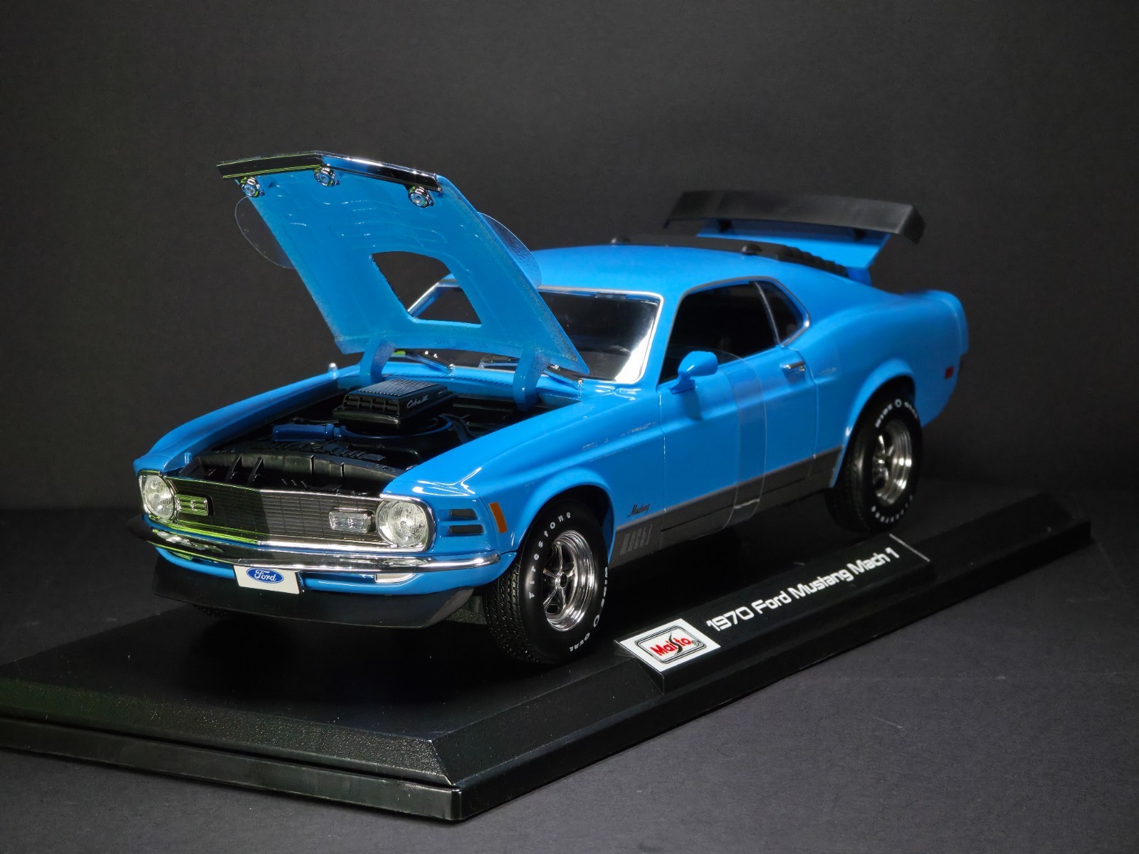 1970 Ford Mustang Mach 1 Blue 1:18 Maisto Exclusive Style Special Edition