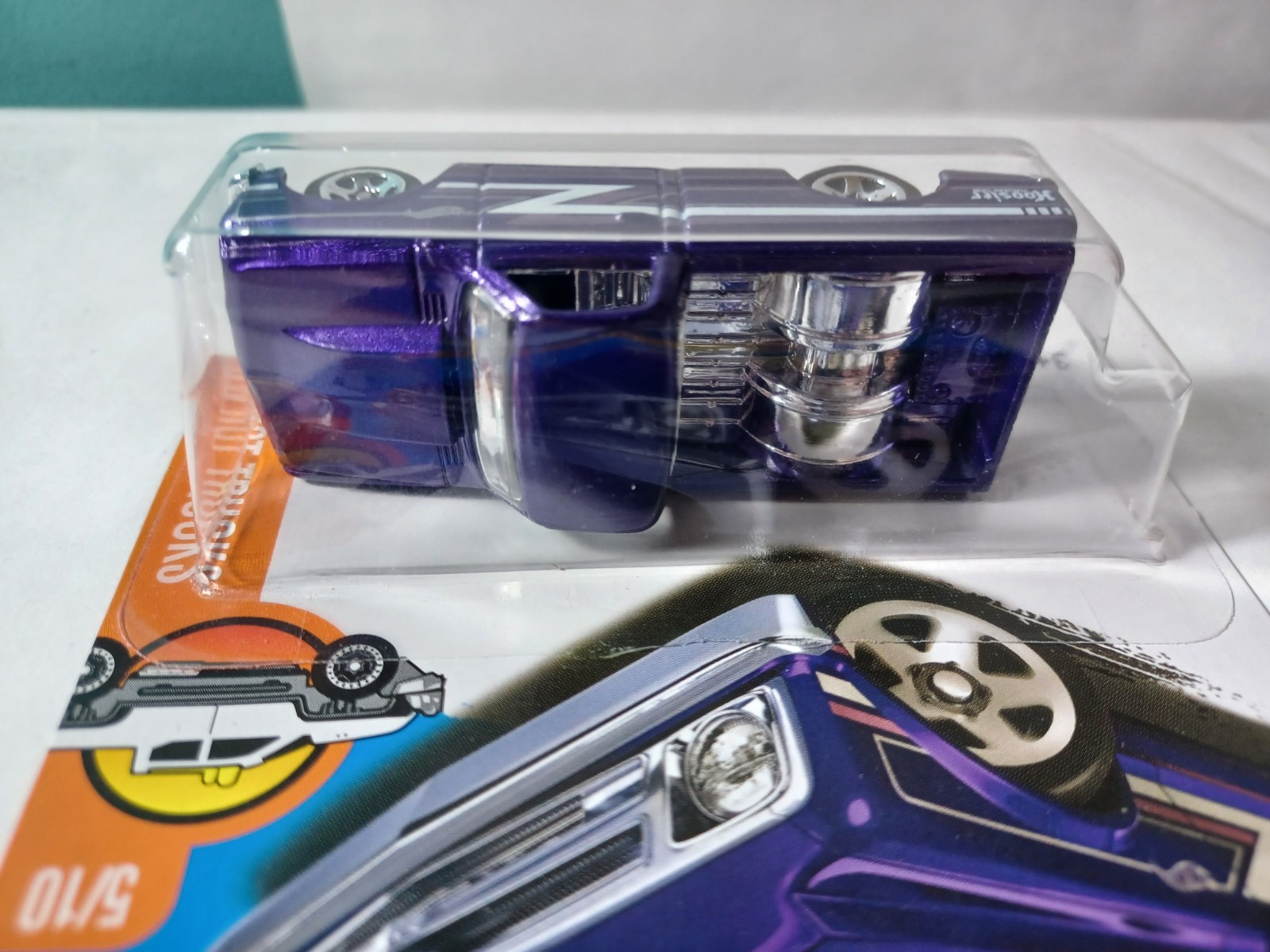 HOT WHEELS HW HOT TRUCKS ’67 CHEVY C10 (Unopened Pair) 2015/2016 Purple and Blue