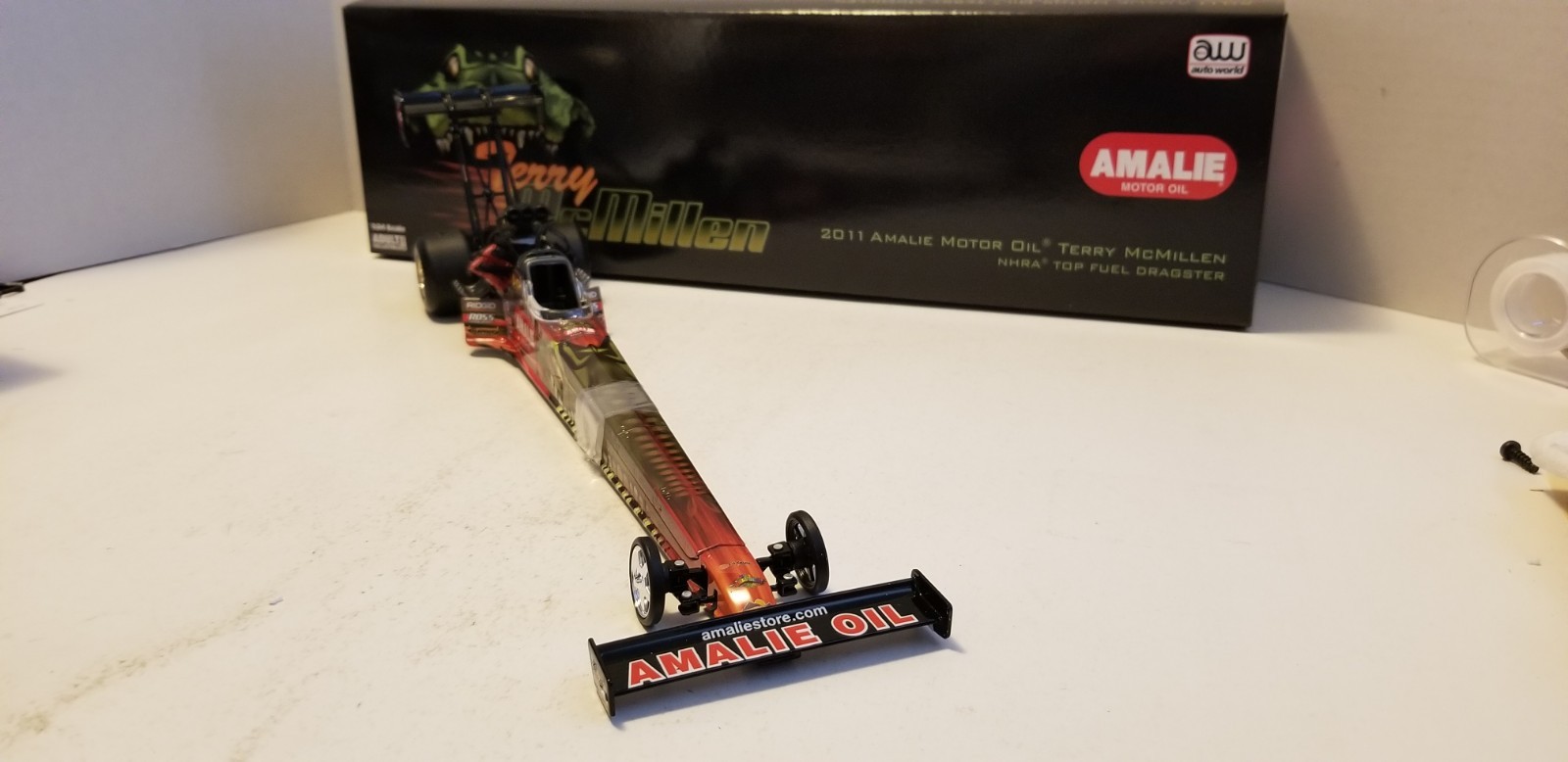 Terry Mcmillen 2011 AMALIE MOTOR OIL NHRA Top Fuel Dragster 1/24 By AUTO WORLD