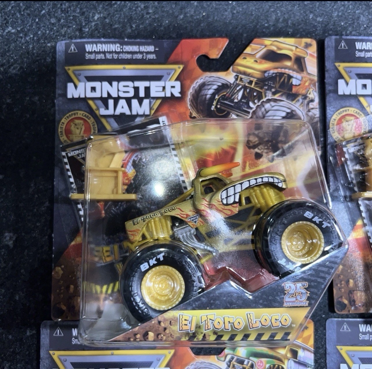 BRAND NEW! 2026 MONSTER JAM GOLD TROPHY TRGX SERIES #01 SET OF 4