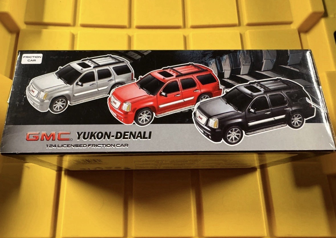 GMC Yukon Denali 1:24 Licensed Friction Car Black Diecast Model