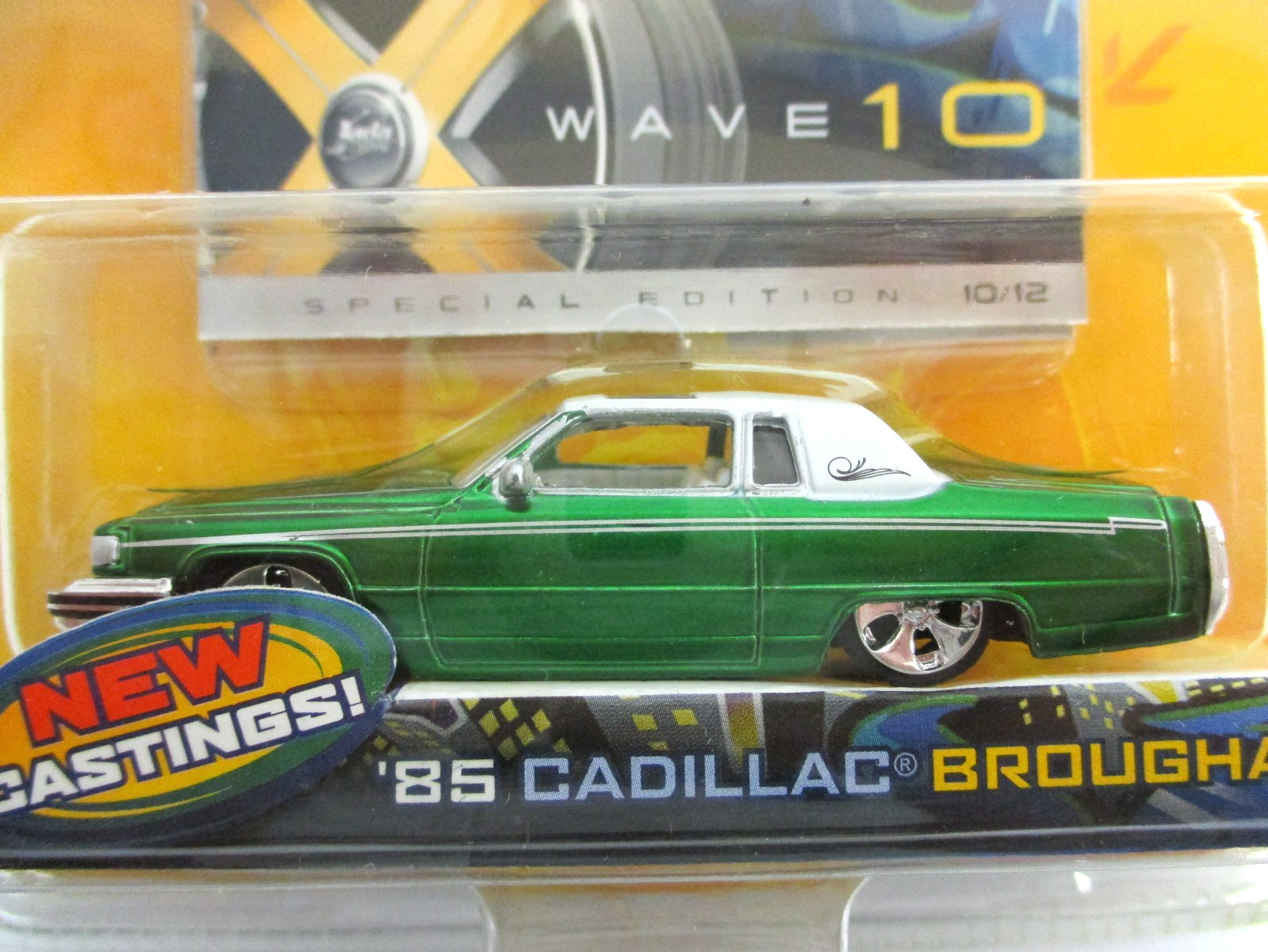JADA – DUB CITY OLD SKOOL – 1985 CADILLAC COUPE DEVILLE BROUGHAM LOWRIDER – 1/64