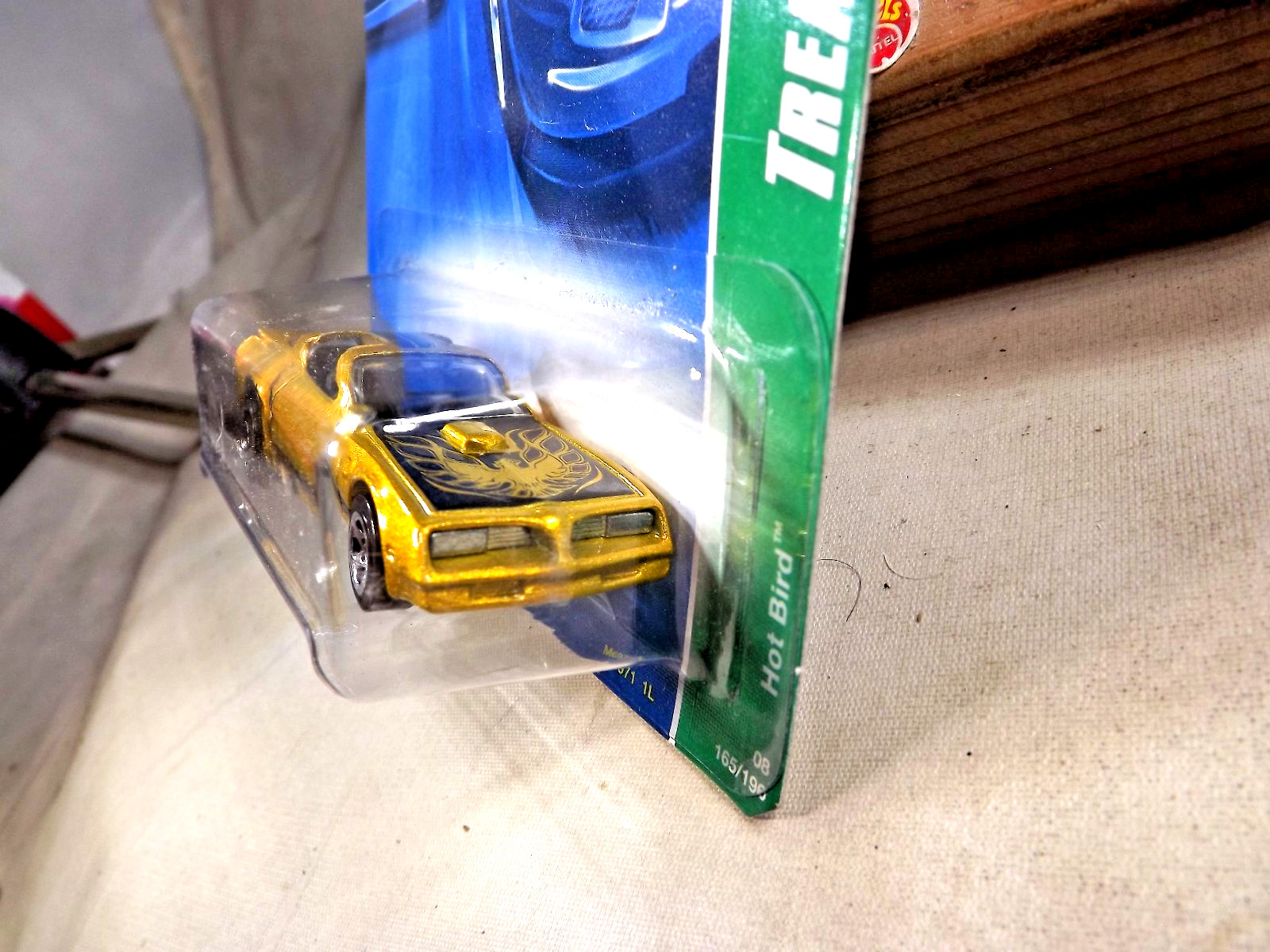 2008 Hot Wheels #165 Treasure Hunt 5/12 HOT BIRD Gold w/Chrome 5 Spoke Wheels