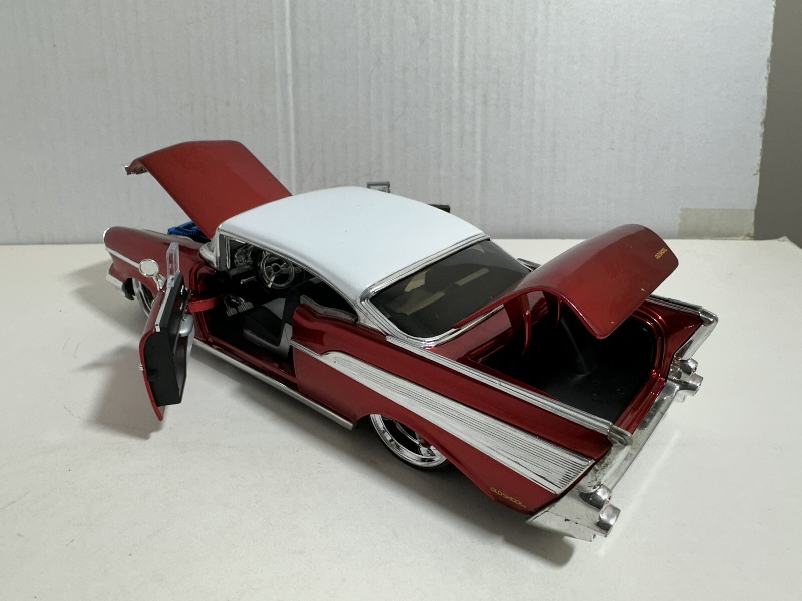 JADA DUB CITY 1957 CHEVY BEL AIR CANDY RED 1:24 DIECAST MODEL CAR NEW NO BOX