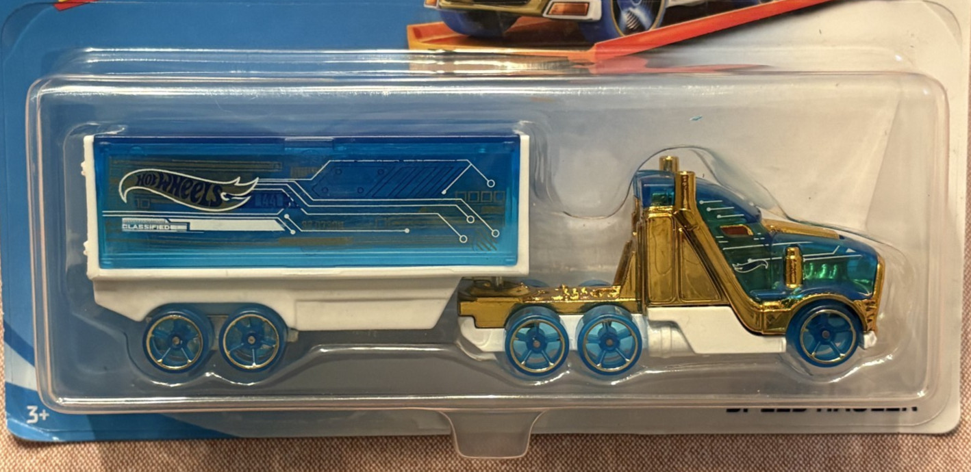 HOT WHEELS 50TH 2018 Track Stars Haulers BONE BLAZERS BLACK
