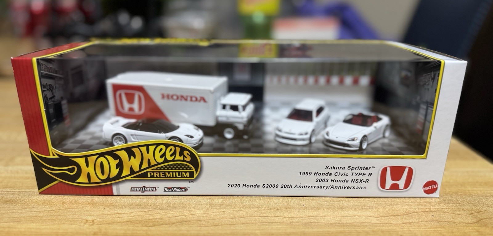 Hot Wheels 2025 Premium Collector Diorama Honda Set Civic Type-R, NSX-R, S2000