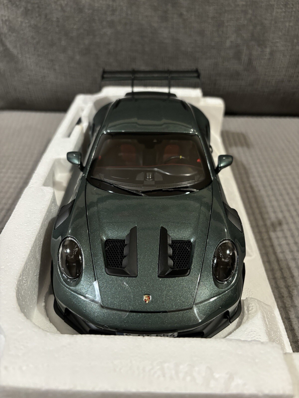 1/18 Norev Porsche 911 (992) GT3 RS 2022 Dark Green Metallic Diecast Limit 504pc