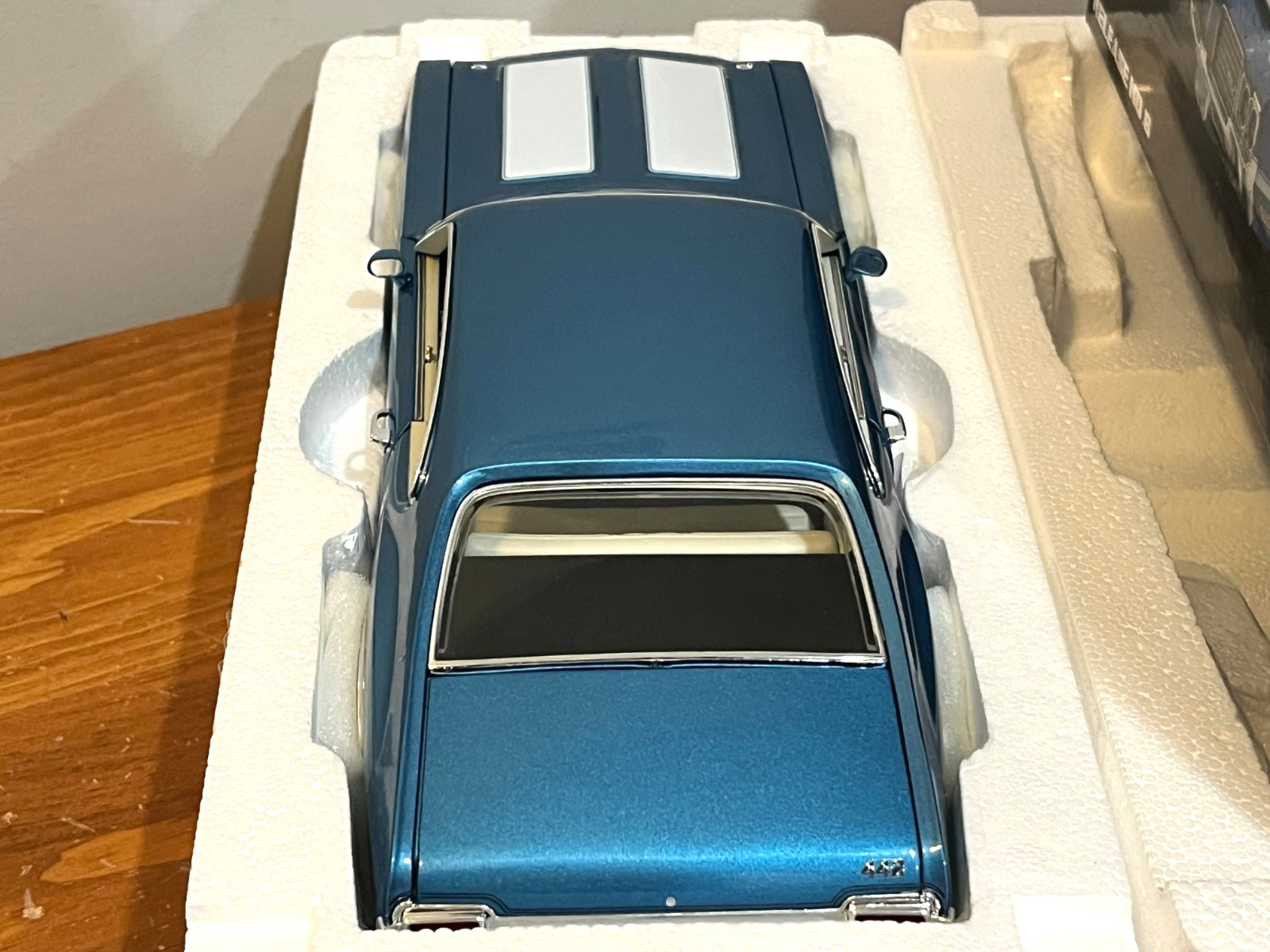 1/18 ACME 1971 OLDSMOBILE 442 W30 BRAND NEW