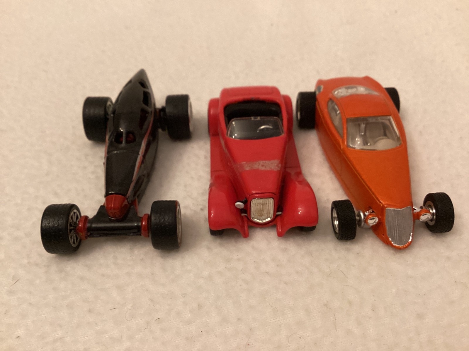 Hot Wheels ~ Golden Submarine Chase Nice ~ Hemisfear & 32 Ford Missing Parts RR