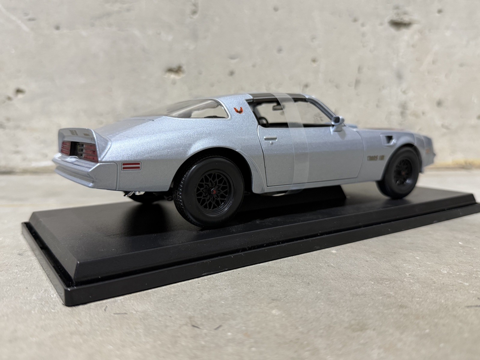 Pontiac Firebird Trans Am 1:18 Maisto Special Edition – Silver